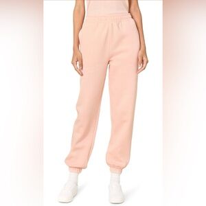 Amazon Essentials x Sofia Grainge Women's High-Rise Fit Jogger,Light Pink